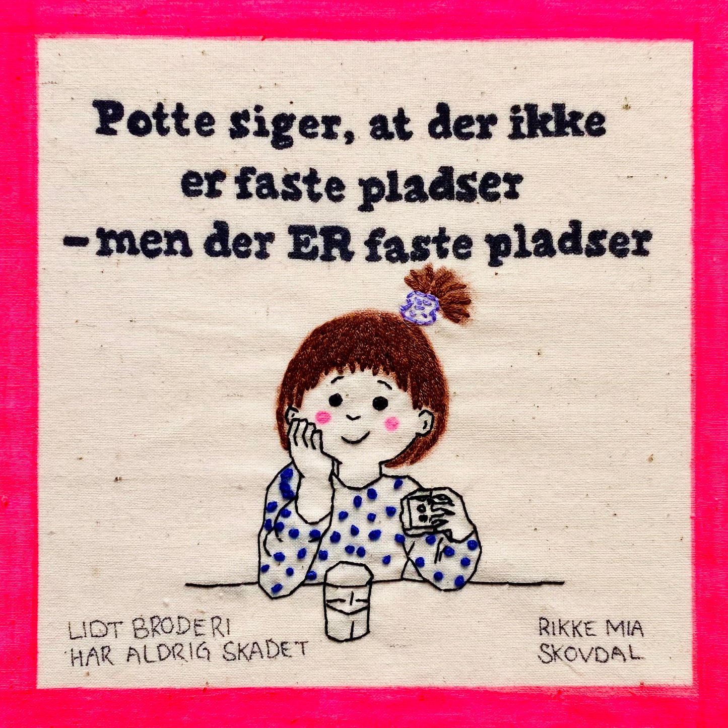 Potte siger, at der ikke er faste pladser - men der ER faste pladser