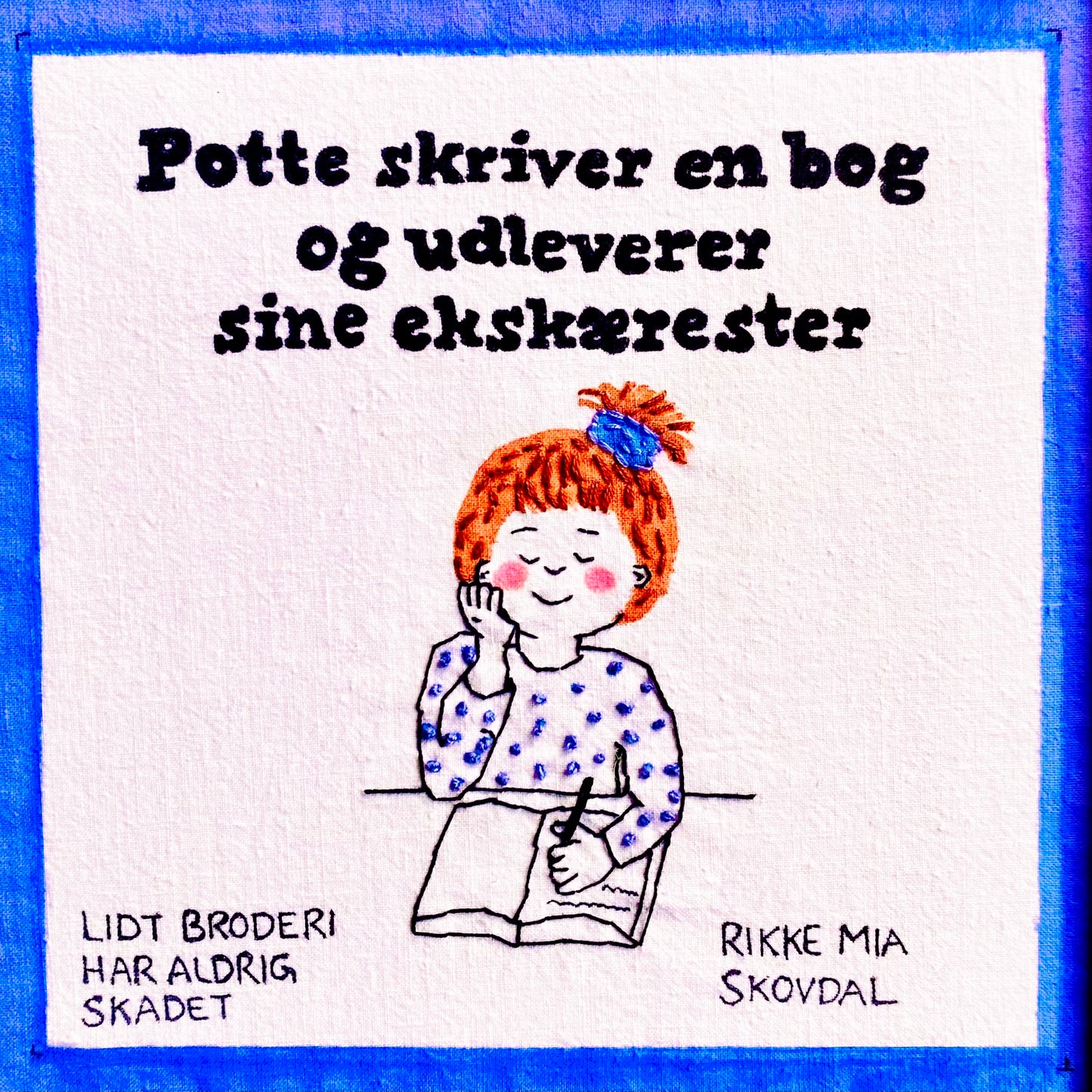 Potte skriver en bog og udleverer sine ekskærester