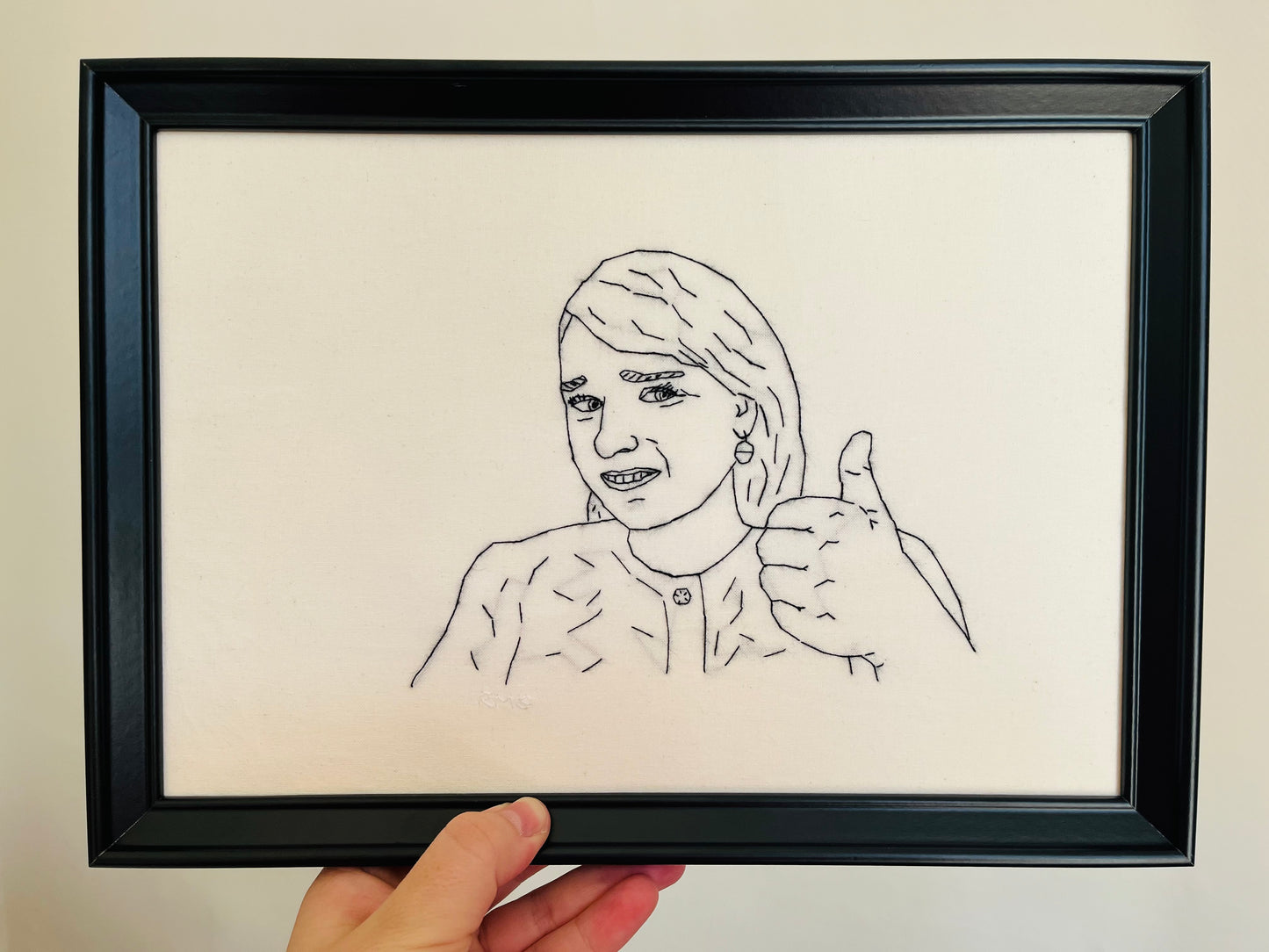 Selvportræt: Thumbs up