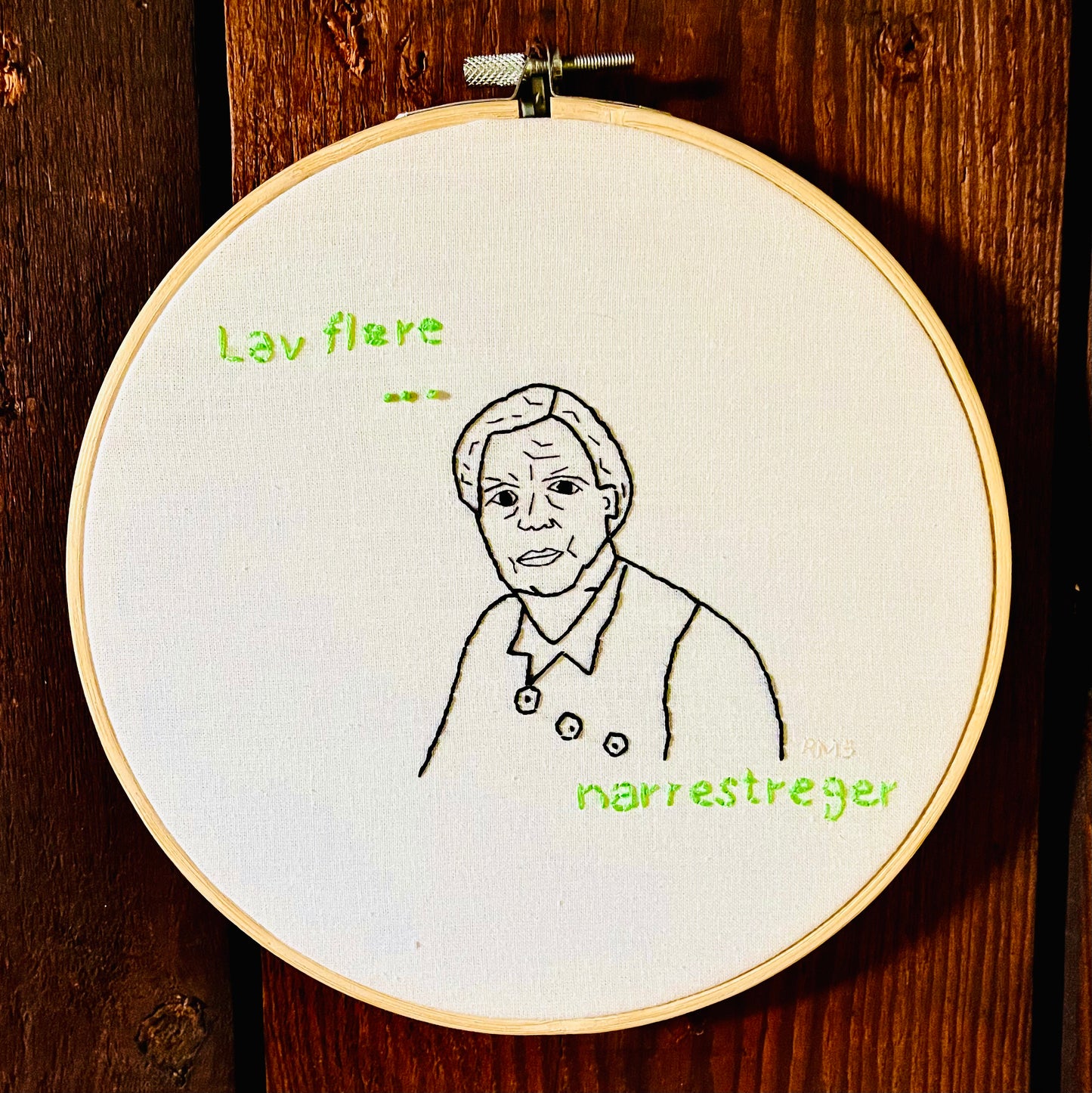 Lav flere narrestreger